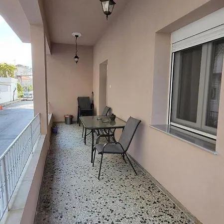 μyrtiana Apartment *