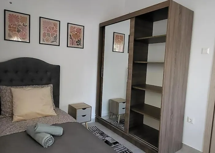 μyrtiana ヴォロス